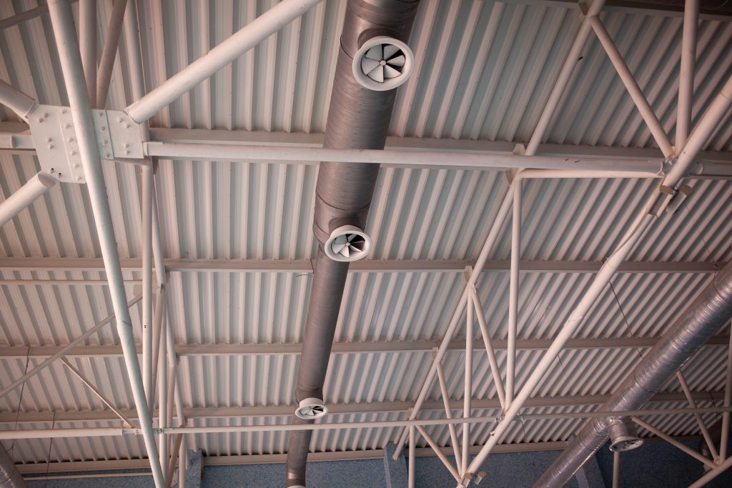 Le nettoyage conduit ventilation possède plusieurs mythes. Démystifions le nettoyage des conduits d'airs et à quoi sert de faire un nettoyage des conduits de ventilation.